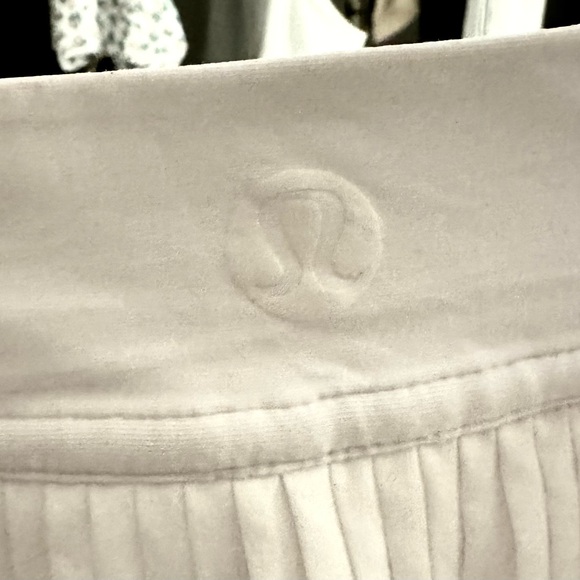 Lululemon new skirt size 2. Worn only once for a photoshoot. - Picture 5 of 7